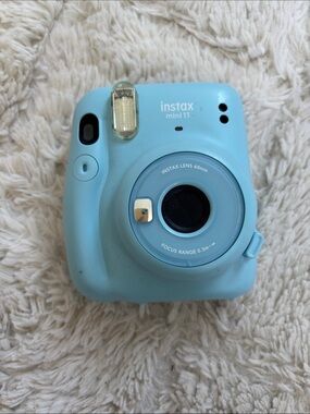 Fujifilm instax mini 11 Instant Camera - Light Blue (NO FILM ADDED)